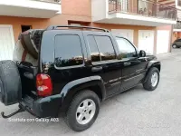 Usata Jeep Cherokee 143 CV (105 kW) 2009 Nero SUV