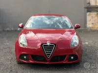 Usata Alfa Romeo Giulietta 120 CV (88 kW) 2012 Rosso Utilitaria