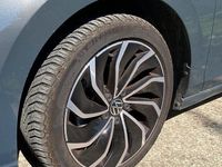 Usata VW Golf VIII Life 150 CV (110 kW) 2020 Grigio Berlina