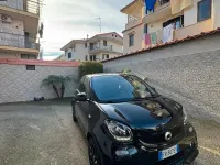 Usata Smart ForFour 71 CV (52 kW) 2018 Nero Utilitaria