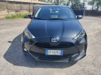 Usata Toyota Yaris Hybrid Business Edition 92 CV (67 kW) 2021 Nero Berlina