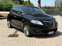 Usata Lancia Ypsilon 69 CV (50 kW) 2014 Nero Utilitaria