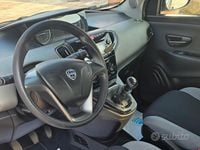 Usata Lancia Ypsilon Gold 86 CV (63 kW) 2013 Grigio Utilitaria