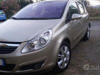 Usata Opel Corsa 90 CV (66 kW) 2007 Berlina