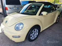 Usata VW New Beetle 101 CV (74 kW) 2004 Giallo Utilitaria