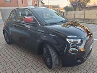 Usata Fiat 500e Red 42 kW (58 CV) 2022 Nero Utilitaria