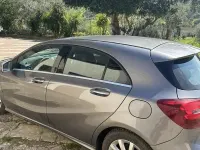 Usata Mercedes A180 109 CV (80 kW) 2014 Grigio Berlina