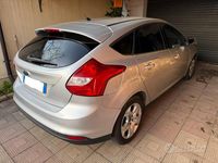 Usata Ford Focus 115 CV (84 kW) 2012 Grigio Berlina