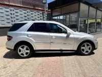 Usata Mercedes ML320 224 CV (164 kW) 2008 Grigio SUV
