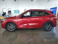 Usata Ford Kuga ST-Line X 150 CV (110 kW) 2020 Rosso SUV