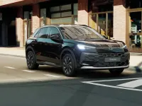 Nuova VW T-Roc Life 150 CV (110 kW) 2026 Grenadill black metallizzato SUV