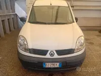 Usata Renault Kangoo 68 CV (50 kW) 2007 Bianco Monovolume