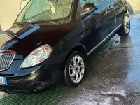Usata Lancia Ypsilon 75 CV (55 kW) 2011 Nero Utilitaria