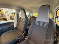 Usata VW up! Sportline 65 CV (47 kW) 2022 Bianco Utilitaria