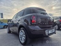 Usata Mini Cooper D Countryman Business 111 CV (81 kW) 2015 Marrone SUV