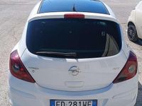 Usata Opel Corsa Sport 75 CV (55 kW) 2011 Utilitaria