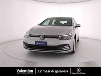 Usata VW Golf VIII Life 116 CV (85 kW) 2021 Grigio Utilitaria