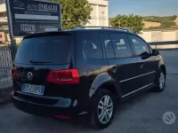 Usata VW Touran Highline 150 CV (110 kW) 2012 Nero Monovolume