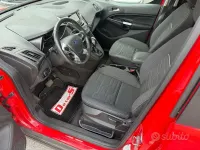 Usata Ford Transit Connect 120 CV (88 kW) 2018 Rosso Monovolume