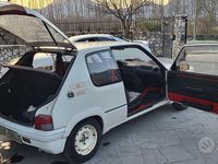 Usata Peugeot 205 101 CV (74 kW) 1989 Bianco Utilitaria