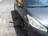 Usata Peugeot 208 82 CV (60 kW) 2015 Grigio Utilitaria