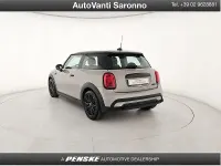 Usado Mini Cooper Classic 136 CV (100 kW) 2024 Gris Utilitario
