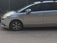 Usata Peugeot 5008 2010 Grigio Monovolume