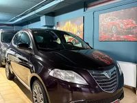 Usata Lancia Ypsilon S 69 CV (50 kW) 2012 Viola Utilitaria