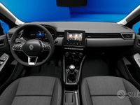 Ny Renault Clio V Evolution 101 HK (74 kW) 2025 Blå Halvkombi