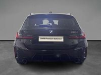 Usata BMW 320 M Sport 190 CV (139 kW) 2025 Black sapphire metallizzato Station wagon