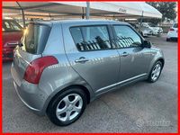 Second-hand Suzuki Swift GL 92 CP (67 kW) 2006 Gri Hatchback