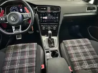 Używany VW Golf VII GTI 245 KM (180 kW) 2019 Biały Sedan/Limuzyna