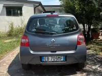 Usata Renault Twingo 76 CV (55 kW) 2010 Bluazzurro Utilitaria
