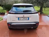 Usata Peugeot 2008 101 CV (74 kW) 2020 Bianco SUV