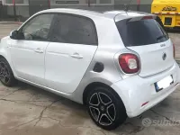 Usata Smart ForFour Prime 71 CV (52 kW) 2015 Bianco Utilitaria