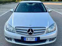 Usata Mercedes C220 Avantgarde 170 CV (125 kW) 2009 Argento Berlina