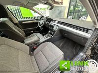 Usata VW Passat 149 CV (109 kW) 2023 Grigio Station wagon