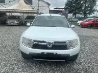 Usata Dacia Duster Lauréate 110 CV (80 kW) 2012 Bianco SUV