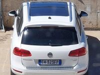 Usata VW Touareg 245 CV (180 kW) 2011 Bianco SUV