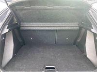 Usata Peugeot 2008 Allure 101 CV (74 kW) 2024 Grigio artense SUV