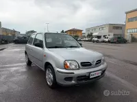 Usata Nissan Micra 60 CV (44 kW) 2001 Grigio Utilitaria
