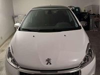 Usata Peugeot 208 Allure 82 CV (60 kW) 2018 Bianco Utilitaria