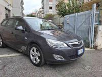 Usata Opel Astra 110 CV (80 kW) 2012 Grigio Station wagon