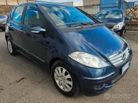 Usata Mercedes A180 Avantgarde Edition 109 CV (80 kW) 2007 Blu/azzurro Berlina