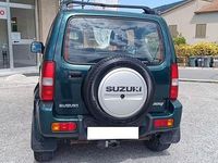 Second-hand Suzuki Jimny 86 CP (63 kW) 2007 Verde SUV