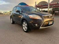 Usata Ford Kuga Titanium 136 CV (100 kW) 2010 Blu/azzurro SUV