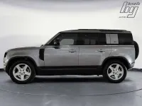 Usata Land Rover Defender SE 200 CV (147 kW) 2022 Eiger grey SUV