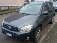 Usata Toyota RAV4 136 CV (100 kW) 2006 Grigio SUV