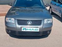 Usata VW Passat 135 CV (99 kW) 2005 Grigio Station wagon