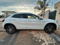 Usata Mercedes GLA200 136 CV (100 kW) 2015 Bianco SUV